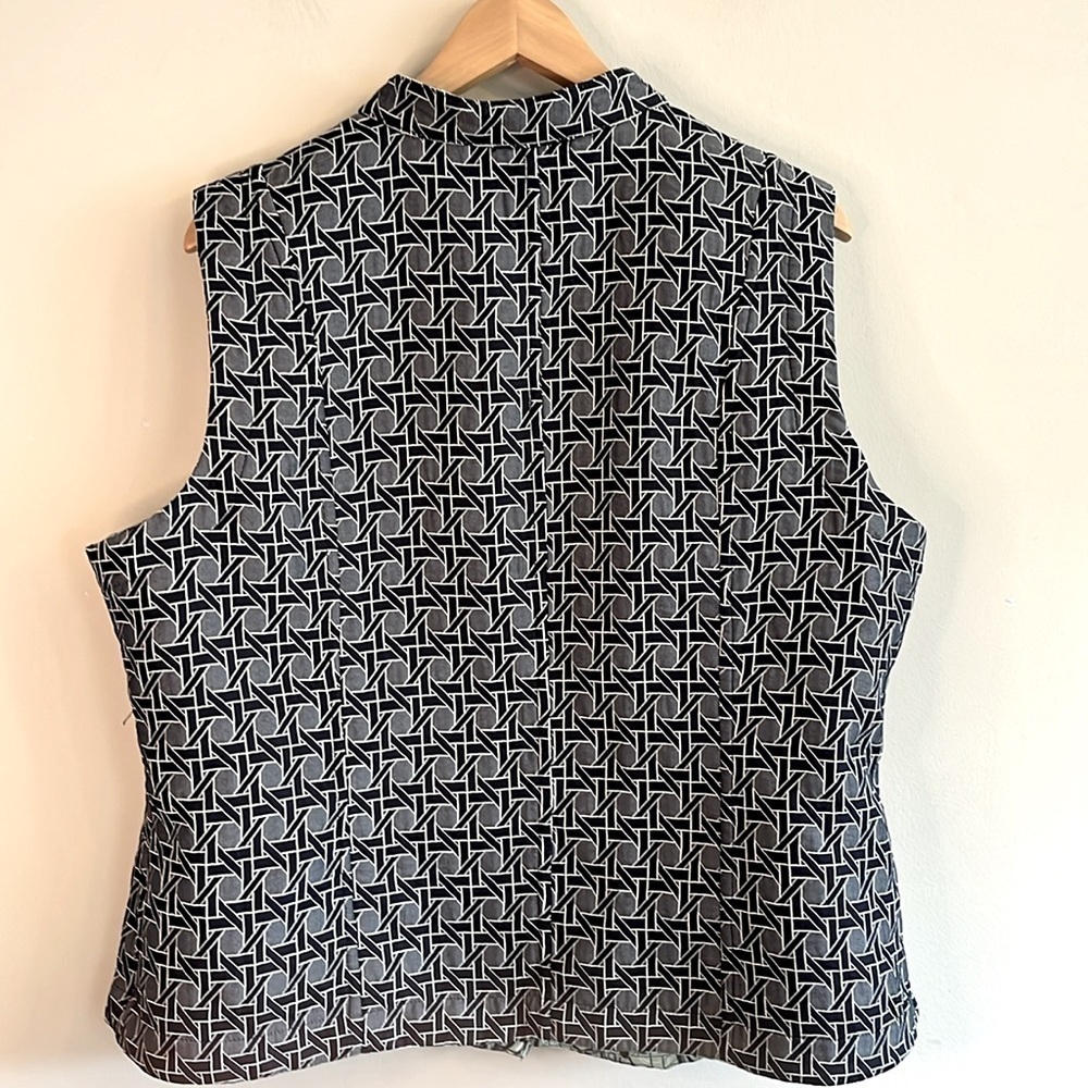 QUILTED Artisan Vest REVERSIBLE Floral Geometric Patterns Size XL Snaps - Picture 4 of 5